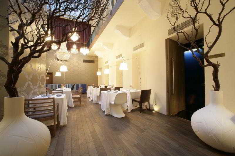 Friday Hotel Prague Exterior photo